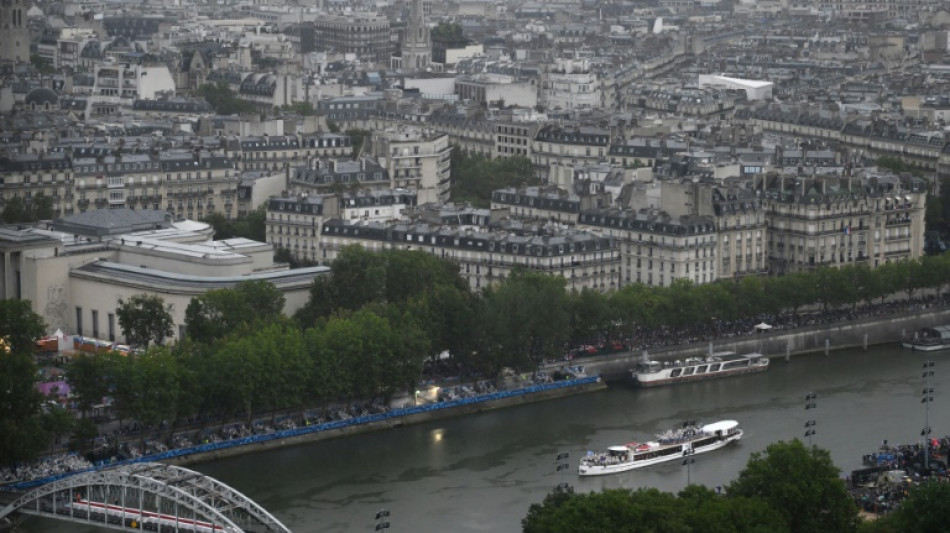 JO-2024/Seine: premier entra&icirc;nement de triathlon annul&eacute; car l'eau est pollu&eacute;e