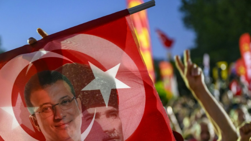 'Defect or be jailed': Turkey opposition mayors face new threat