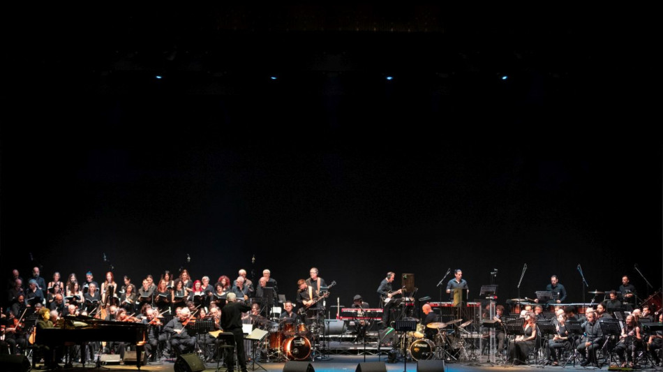  Torna in Italia Genesis - One Night with the Orchestra, presenta Carlo Massarini 
