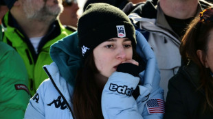 Expectation, then stunned silence as Vonn crashes out of Olympics