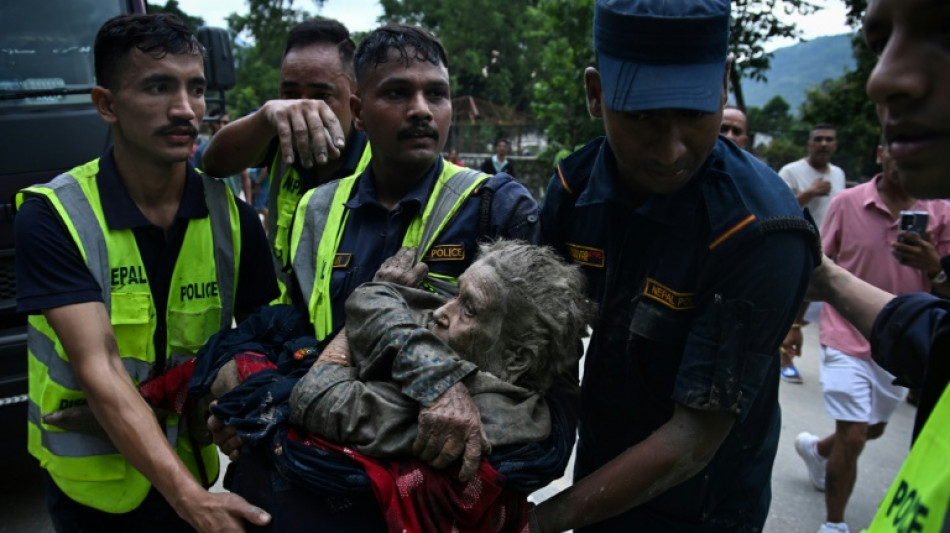 Tourismusbeh&ouml;rde: Mindestens acht Deutsche nach Sturzflut in Nepal vermisst 