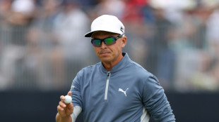 Fowler, Schauffele share US Open lead with record rounds of 62