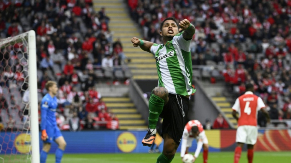  Betis earn draw in Europa League quarter-final at Braga 