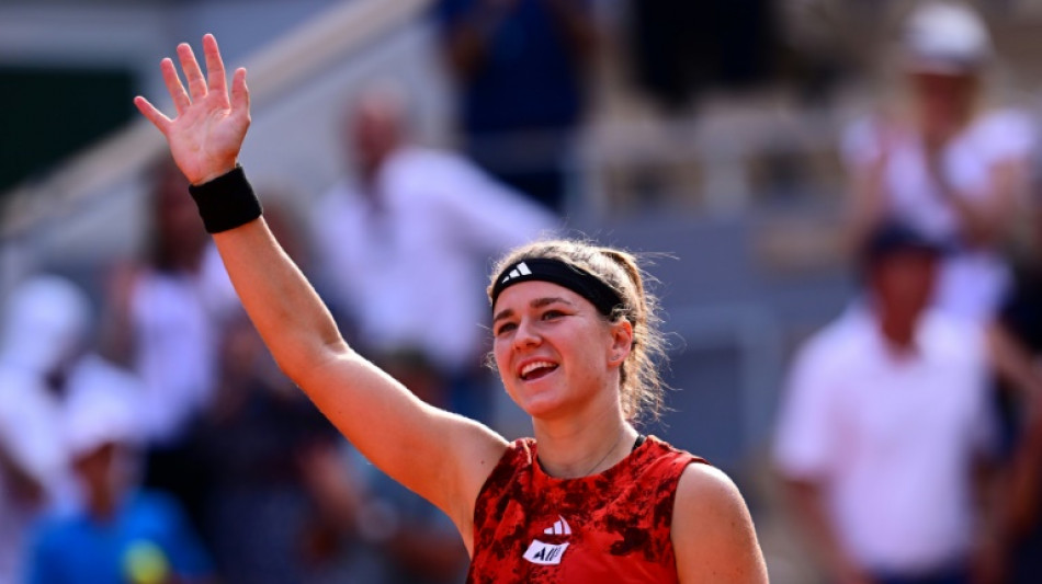 Muchova shocks Sabalenka to reach French Open final, Swiatek eyes title