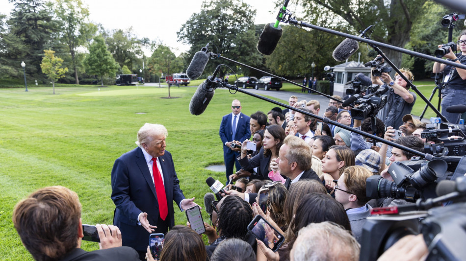  Trump, sanzioni europee a Russia non sono abbastanza dure 