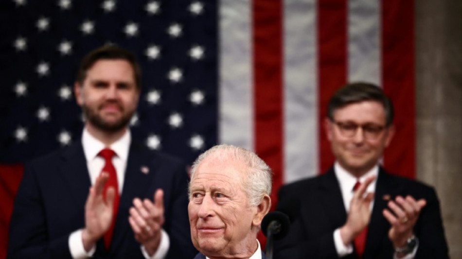  Carlos III llama a EEUU a mantenerse fiel a sus aliados occidentales 