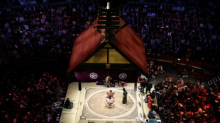 Le sumo japonais restera-t-il in&eacute;branlable face &agrave; la premi&egrave;re femme Premier ministre?