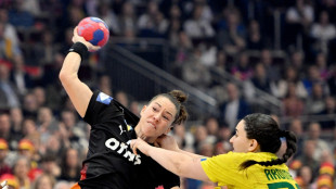 Gold-Traum lebt: DHB-Frauen st&uuml;rmen ins WM-Halbfinale