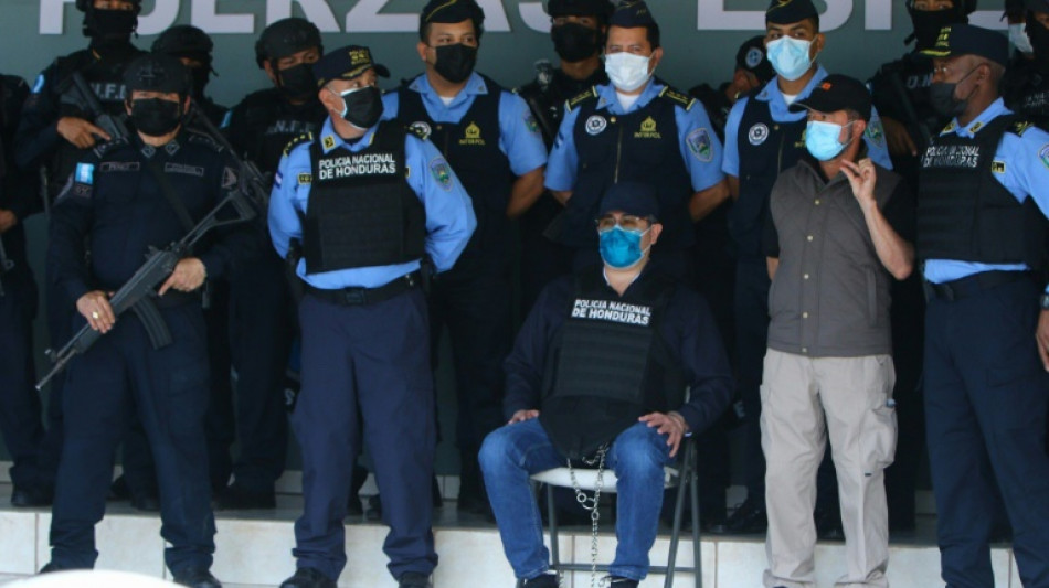 Honduras: r&eacute;clam&eacute; par la justice pour trafic de drogue, l'ex-pr&eacute;sident Hernandez sera extrad&eacute; aux Etats-Unis