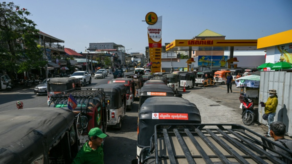  Oil climbs, stocks slide as Iran war uncertainty reigns 