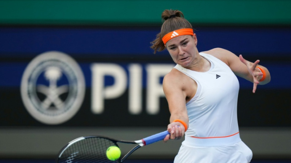  Muchova vence Mboko e &eacute; primeira a avan&ccedil;ar &agrave;s semifinais do WTA 1000 de Miami 