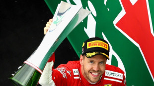 Wolff n&atilde;o descarta contrata&ccedil;&atilde;o de Vettel pela Mercedes em 2025