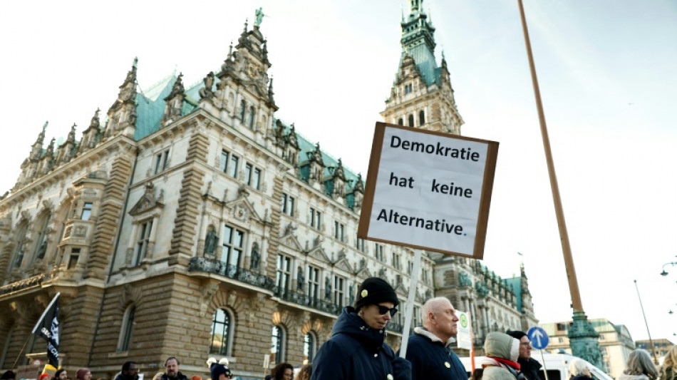 Rev&eacute;s electoral para la extrema derecha en Alemania tras masivas manifestaciones
