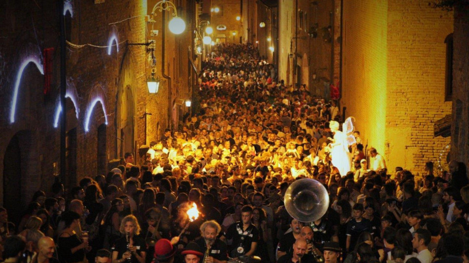  A Certaldo torna Mercantia, oltre 50 spettacoli con artisti da otto Paesi 
