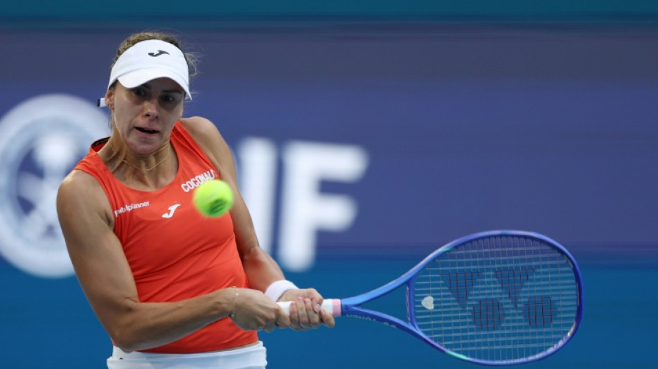  Swiatek stunned at Miami Open by 50th-ranked Linette 