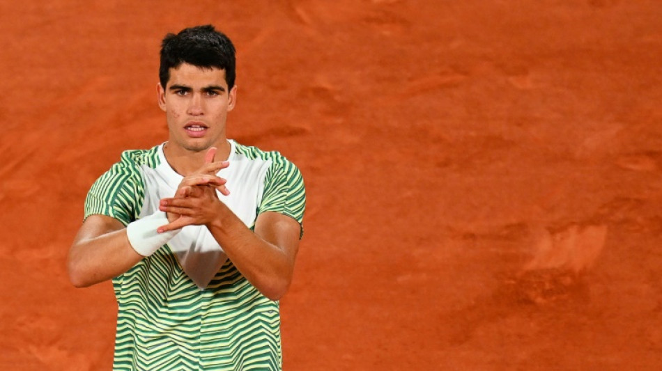 El hurac&aacute;n Alcaraz y el equilibrista Djokovic se citan en la 'supersemifinal'