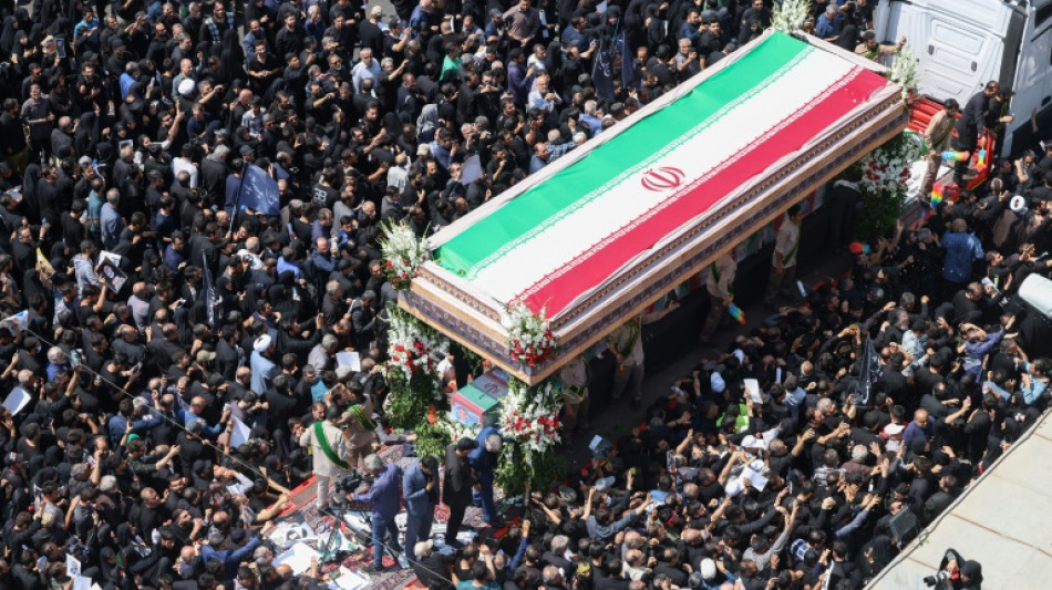 Iran: le pr&eacute;sident Ra&iuml;ssi inhum&eacute; dans sa ville natale