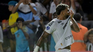 Neymar y el Santos cumplen el tr&aacute;mite y avanzan en la Copa Sudamericana