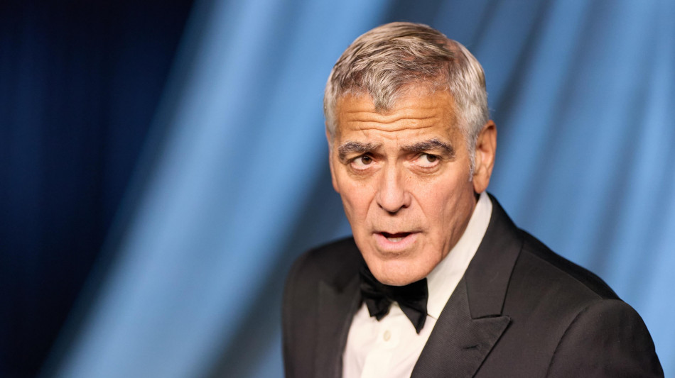  George Clooney, 'minacciare la fine di una civilt&agrave; &egrave; un crimine di guerra' 