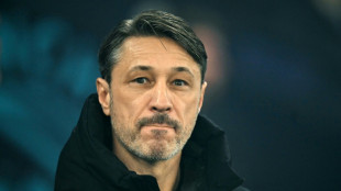 Dortmund host new nemesis Stuttgart with title hopes slipping away