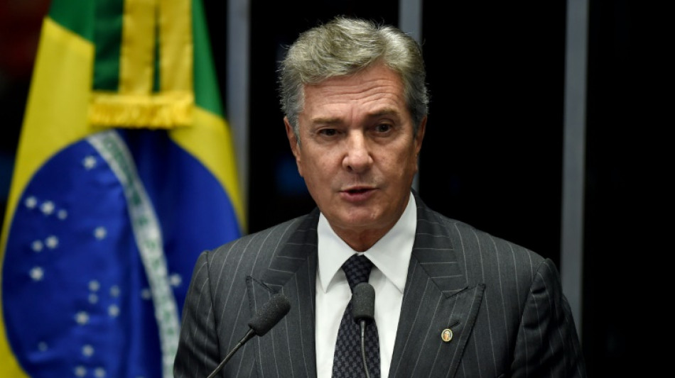 Brésil : l'ex-président Collor de Mello envoyé en prison pour corruption