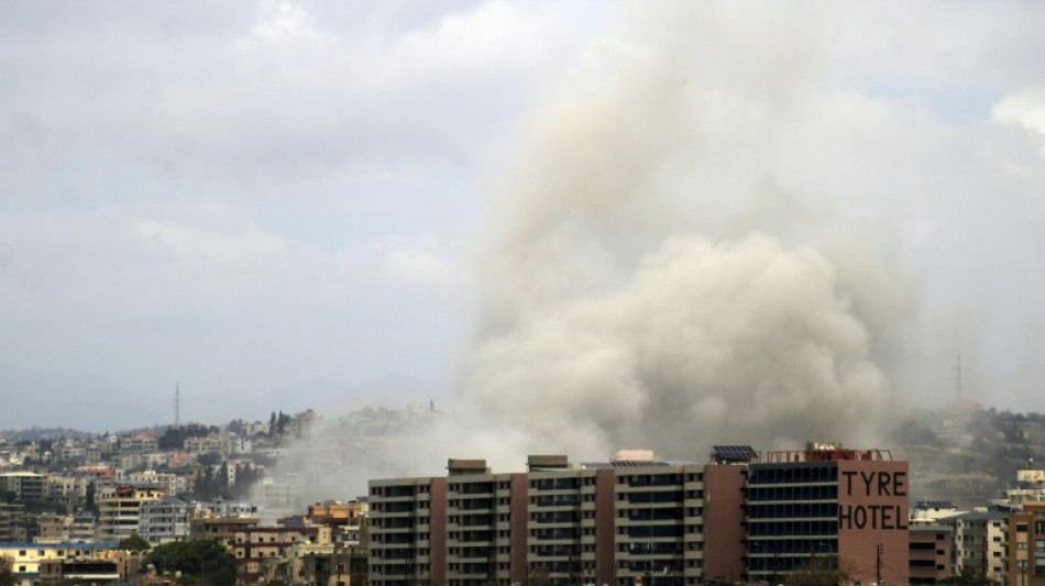  Israel strikes Lebanon as talks in US enter second day 