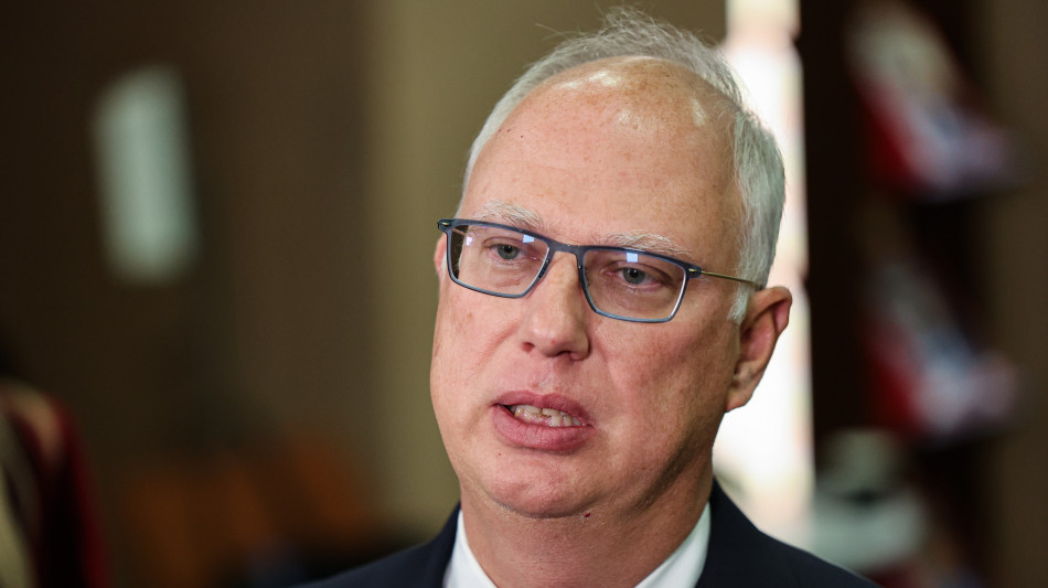  Mosca, 'la vittoria di Magyar non far&agrave; che accelerare il collasso dell'Ue' 