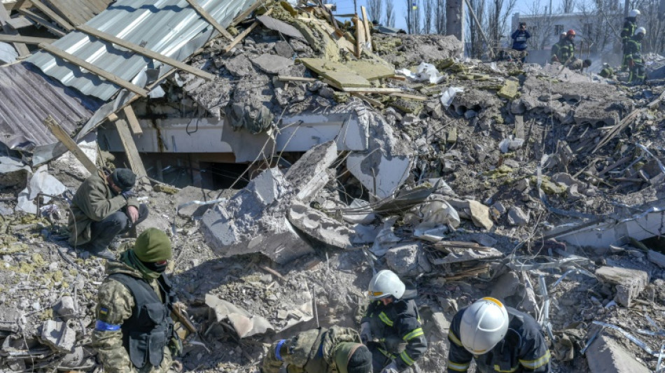Ukraine: la situation humanitaire empire, Kiev appelle P&eacute;kin &agrave; condamner la "barbarie russe"