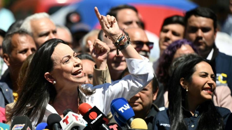 "No pueden hacer elecciones sin m&iacute;": la opositora descarta abandonar su candidatura en Venezuela