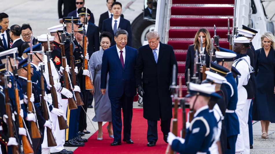  Xi, 'Cina e Usa devono garantire che l'IA si sviluppi sotto il controllo umano' 