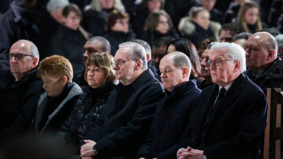 Le gouvernement Scholz sous pression apr&egrave;s l'attaque du march&eacute; de No&euml;l de Magdebourg