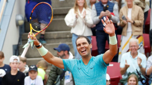 Nadal retorna ao circuito de simples com vit&oacute;ria na 1&ordf; rodada do ATP 250 de Bastad