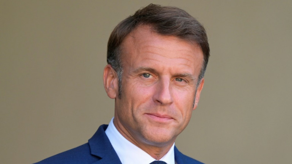 Premier ministre: ultimes consultations, Cazeneuve &agrave; l'Elys&eacute;e avant Bertrand