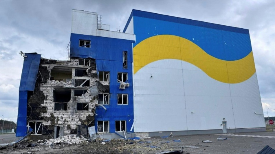  Russian strikes kill five, damage nuclear storage facility: Kyiv 