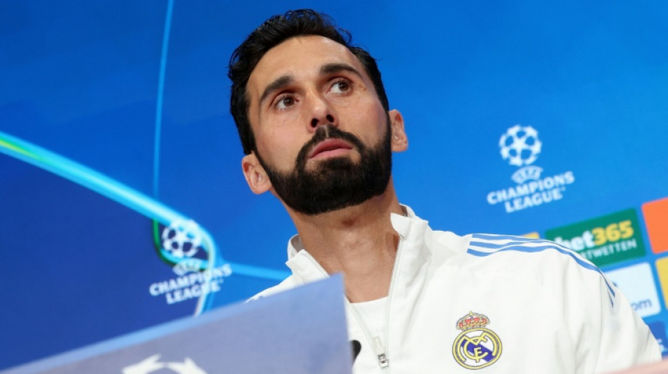 "Somos un equipo que no se rinde nunca", advierte Arbeloa 