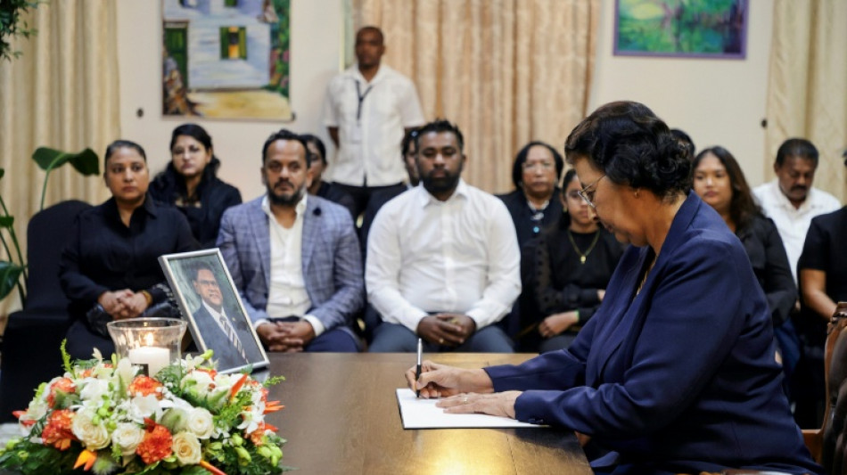  Surinam: el expresidente Chan Santokhi ser&aacute; incinerado el martes 