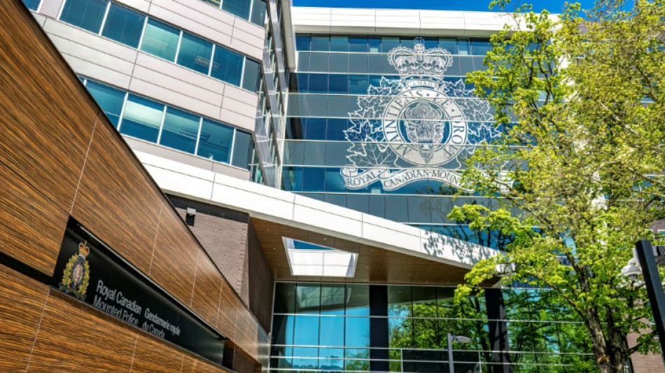  Neuf personnes tu&eacute;es par des tirs dans et autour d'une &eacute;cole dans l'ouest du Canada 