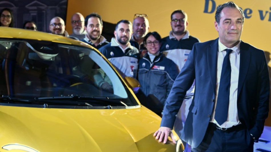  Stellantis joins race to build mini-EVs for Europe 