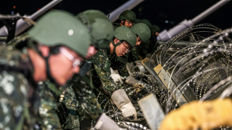 Ta&iuml;wan bloque un pont strat&eacute;gique lors de la simulation d'une invasion par la Chine