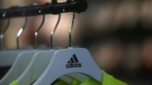 Adidas recorta sus previsiones de resultados para 2022 tras el fin de la colaboraci&oacute;n con el rapero Kanye West