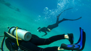 Sobrevivientes israel&iacute;es del ataque de Ham&aacute;s encuentran consuelo en el fondo del mar