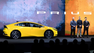 Toyota presenta su nuevo Prius en medio del debate sobre los autom&oacute;viles h&iacute;bridos