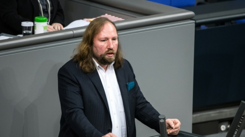 Hofreiter bekr&auml;ftigt Forderung nach Lieferung schwerer Waffen an die Ukraine