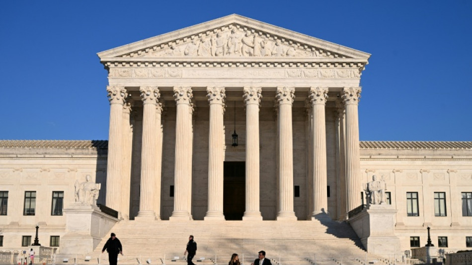  Suprema Corte dos EUA invalida lei no Colorado que proibia 'terapias de convers&atilde;o' 