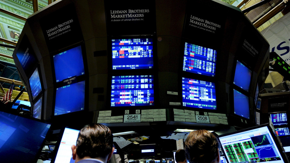 Wall Street apre in calo, Dj -0,97%, nasdaq -0,37%