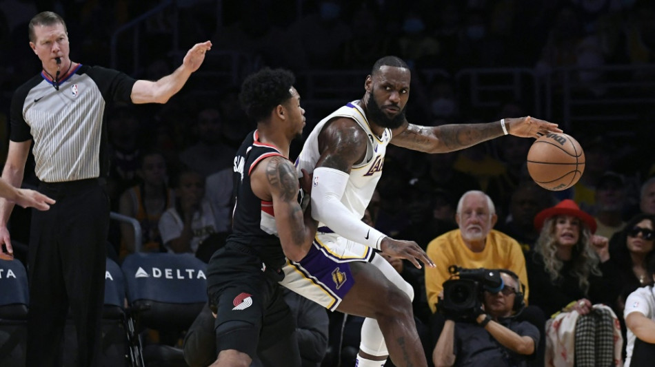 Lakers verlieren ohne Schr&ouml;der auch drittes Spiel