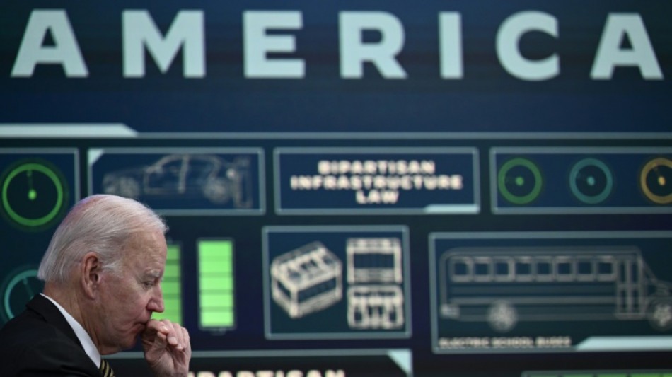 Biden pide un alza de la producci&oacute;n de petr&oacute;leo en EEUU