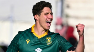 Burger strikes as South Africa restrict Pakistan to 269-9 in second ODI