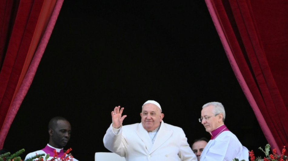 Le pape appelle &agrave; "surmonter les divisions" pour No&euml;l, assombri par les guerres
