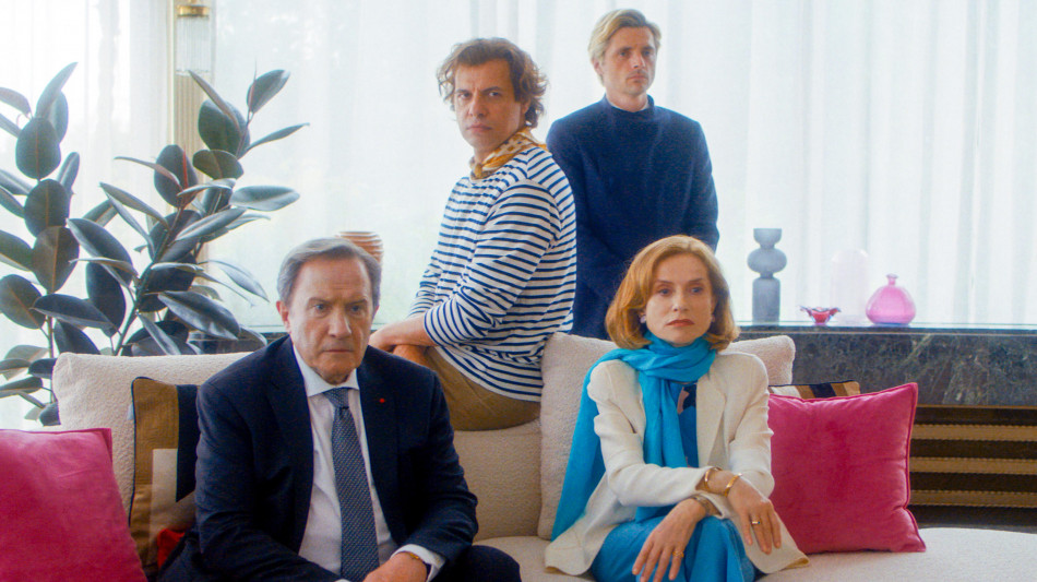  Isabelle Huppert, 'Donna pi&ugrave; ricca del mondo' con la gioia di vivere 